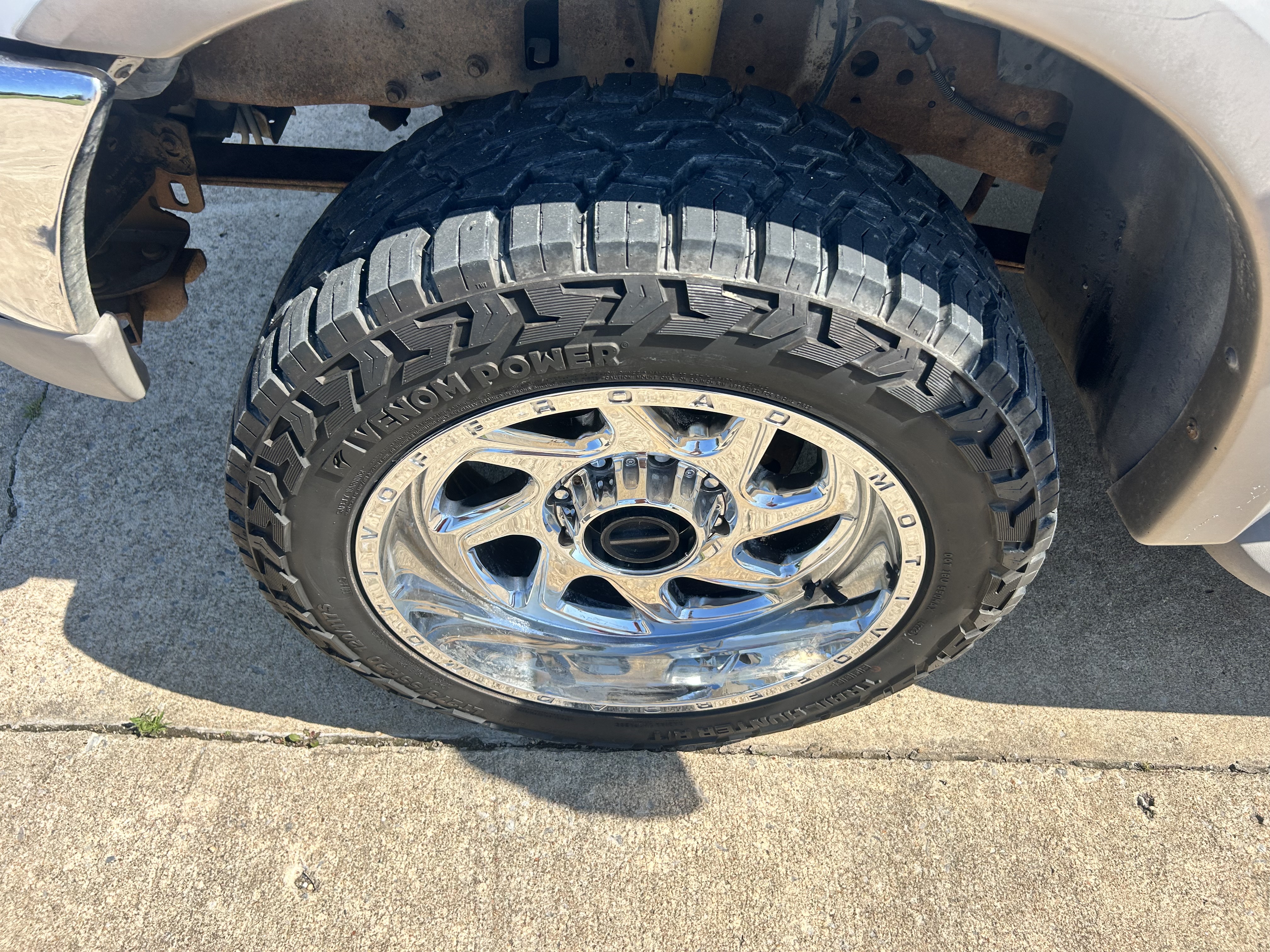 Used 2001 Ford Excursion 4WD Limited image 25