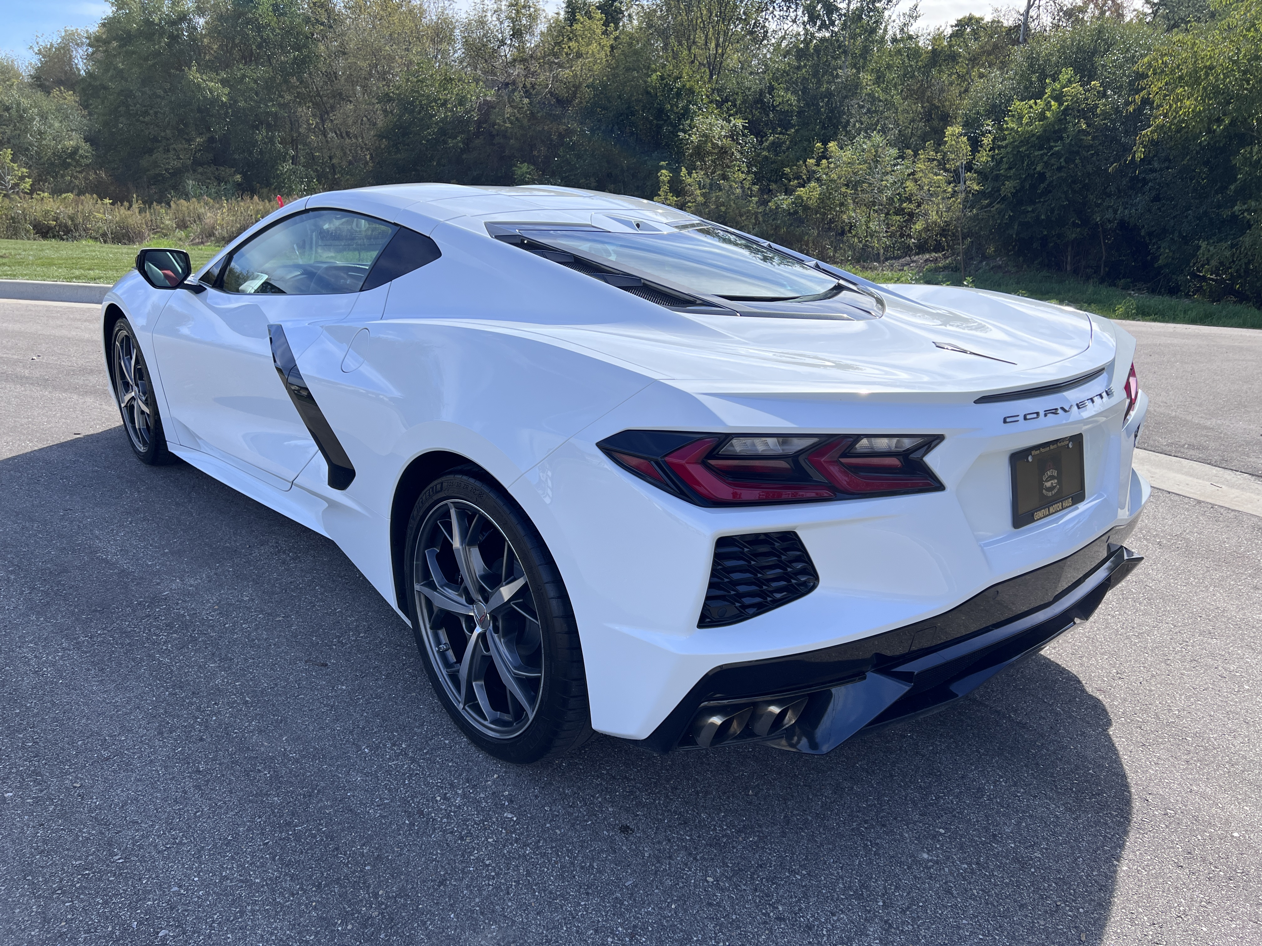 Used 2020 Chevrolet Corvette Stingray Premium Cpe w/ 3LT RWD image 4