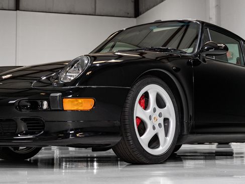 Used 1996 Porsche 911 Turbo image 31