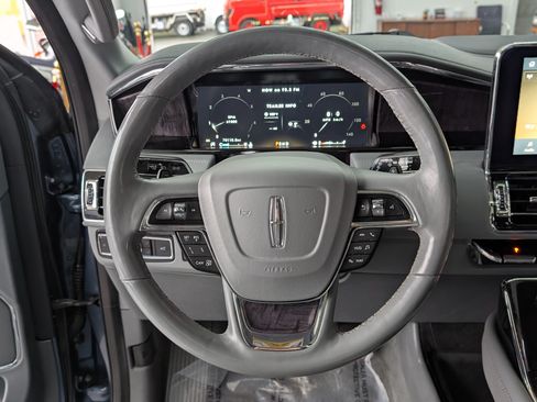 Used 2020 Lincoln Navigator Reserve Sport Utility 4D image 10