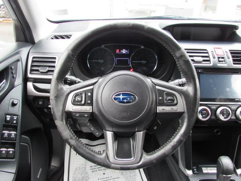 Used 2017 Subaru Forester 2.5i Touring image 20