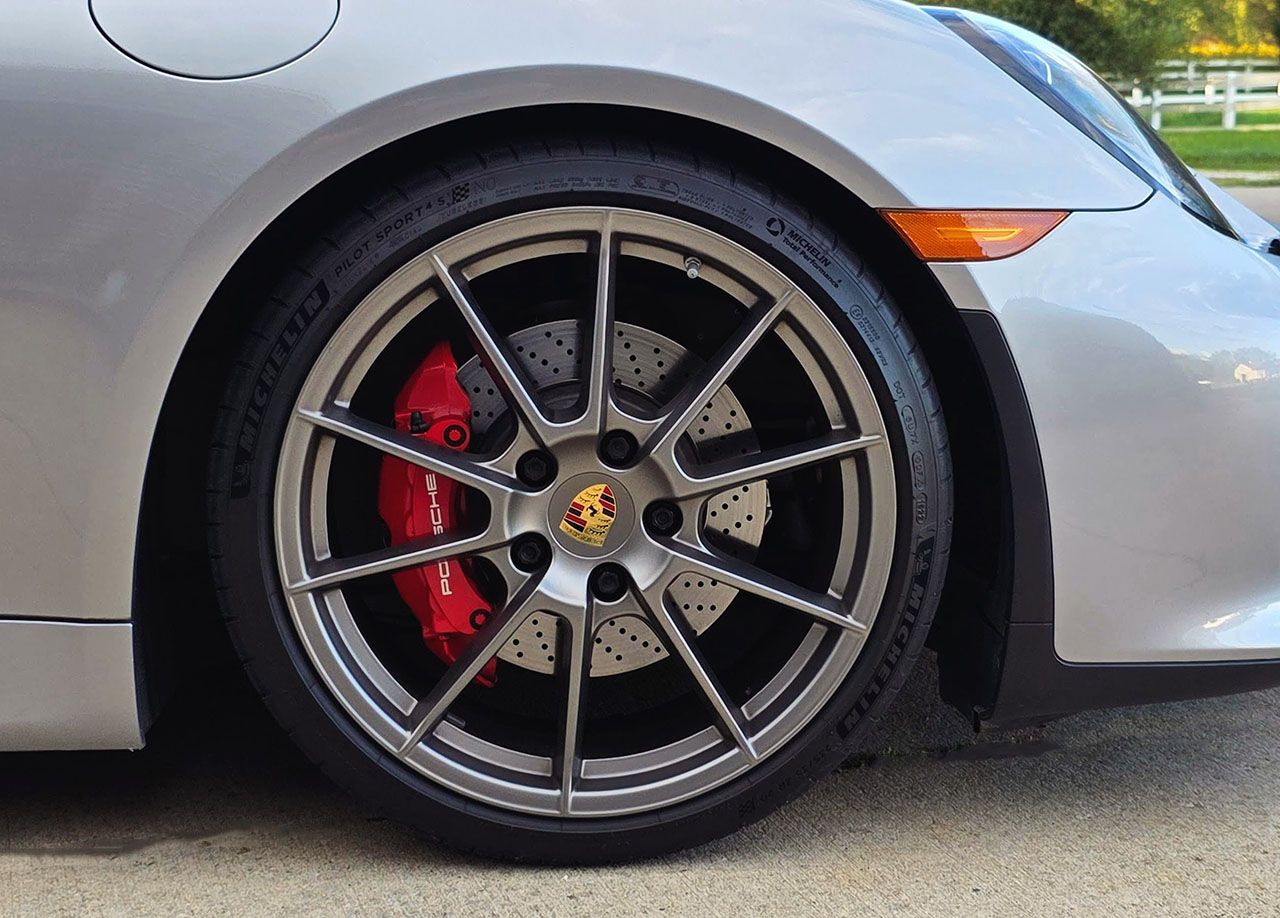 Used 2016 Porsche Boxster Spyder RWD image 44