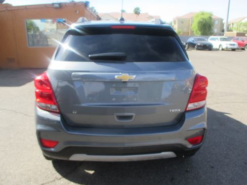 Used 2020 Chevrolet Trax LT image 11
