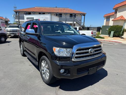 Used 2011 Toyota Sequoia Limited image 11