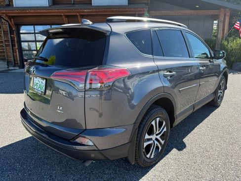 Used 2016 Toyota RAV4 AWD LE image 5