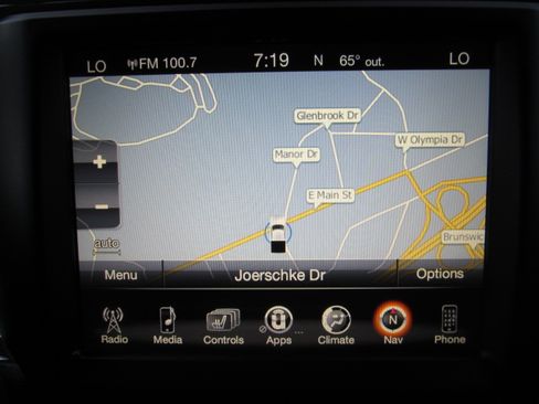 Used 2016 RAM 1500 Laramie image 14