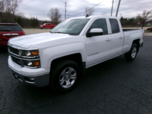 Used 2015 Chevrolet Silverado 1500 LT Z71 image 1