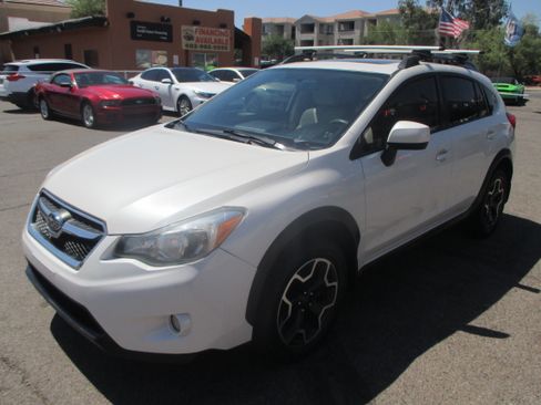 Used 2013 Subaru XV Crosstrek 2.0i Premium AWD/4WD image 4