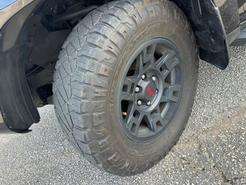 Used 2023 Toyota 4Runner TRD Off-Road Premium image 22