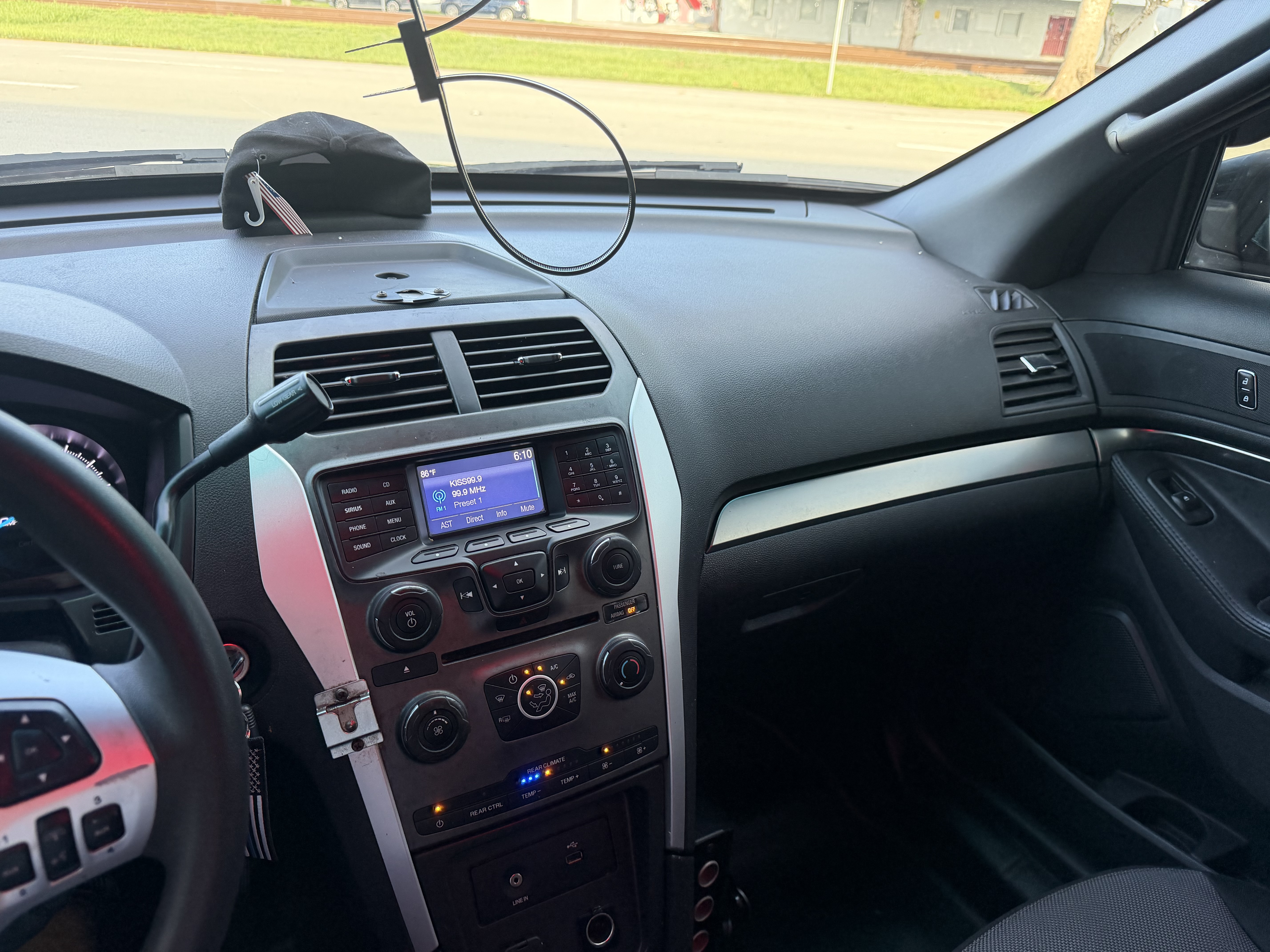 Used 2015 Ford Explorer 4WD Police Interceptor image 16