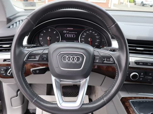 Used 2017 Audi Q7 2.0T Premium Plus AWD/4WD image 21