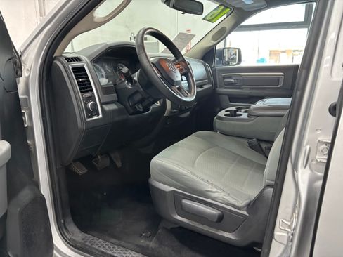 Used 2016 RAM 2500 SLT image 11