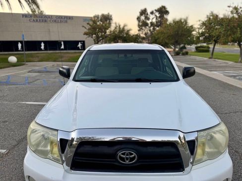 Used 2005 Toyota Tacoma 2WD Access Cab PreRunner V6 image 28