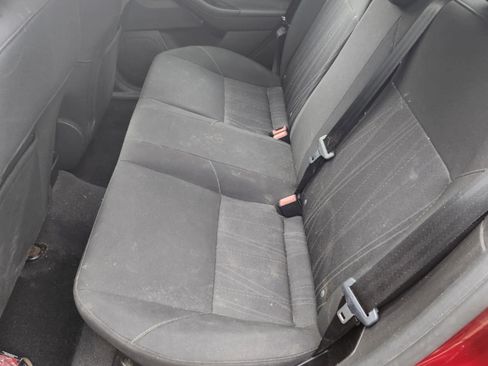 Used 2017 Ford Focus SEL image 9