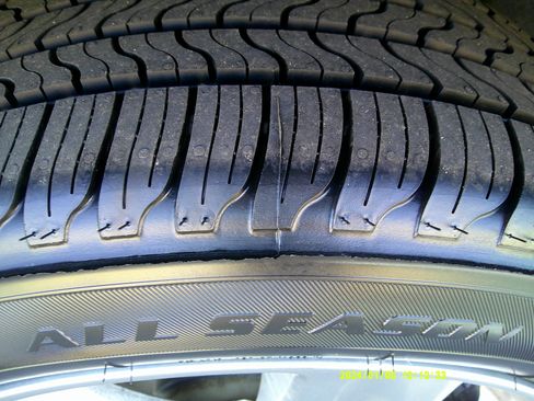 Used 2019 Honda HR-V EX image 8