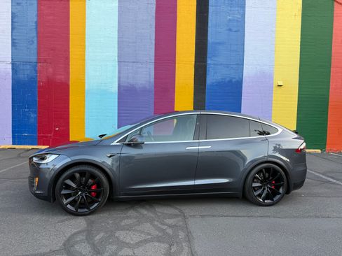 Used 2019 Tesla Model X Performance AWD/4WD image 1