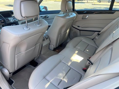 Used 2014 Mercedes-Benz E 350 Sport image 13