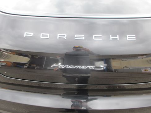 Used 2014 Porsche Panamera S image 18
