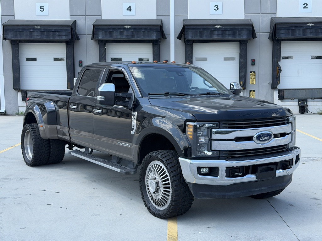 Used 2017 Ford F350 4x4 Crew Cab King Ranch image 1