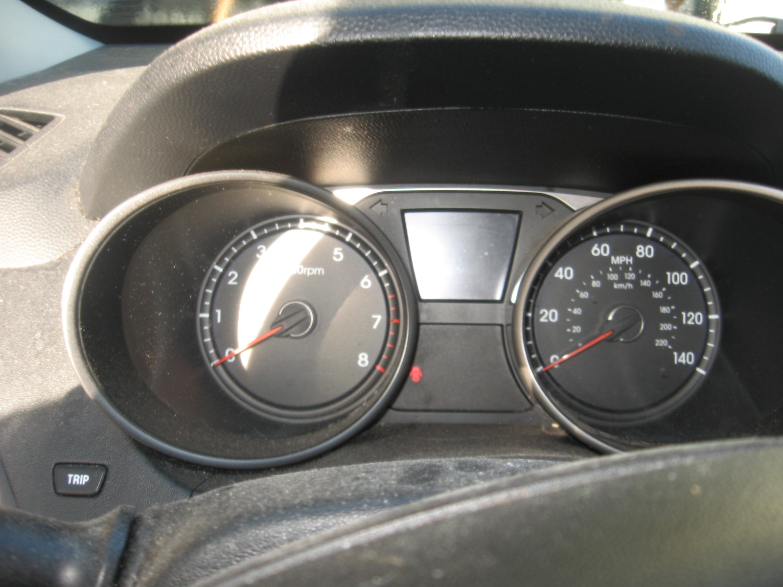 Used 2011 Hyundai Tucson SE FWD image 11