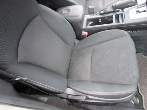 Used 2013 Subaru XV Crosstrek 2.0i Premium AWD/4WD image 16