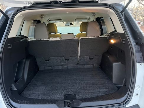 Used 2016 Ford Escape SE image 9