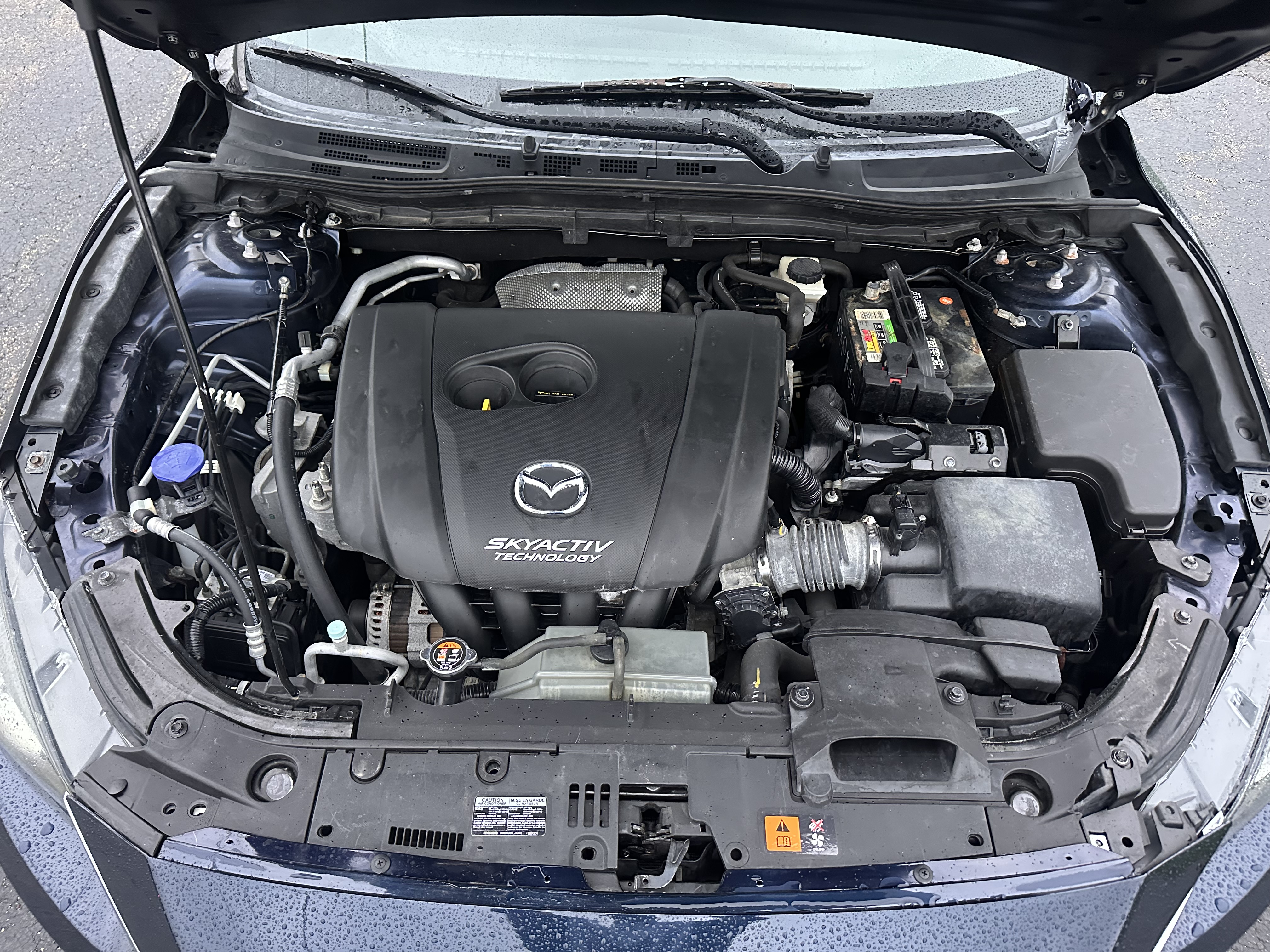 Used 2015 MAZDA MAZDA3 i Touring Sedan FWD image 21