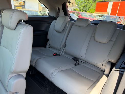 Used 2019 Honda Odyssey EX-L w/ RES & Navigation image 13
