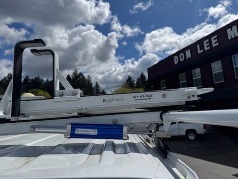 Used 2019 Chevrolet Express 3500 RWD image 6