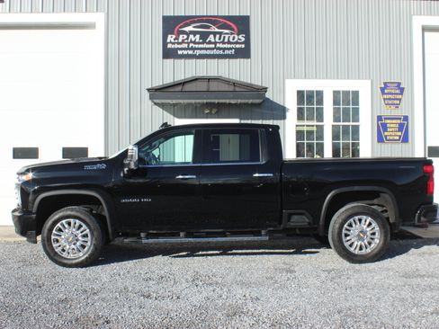 Used 2023 Chevrolet Silverado 3500 High Country image 4