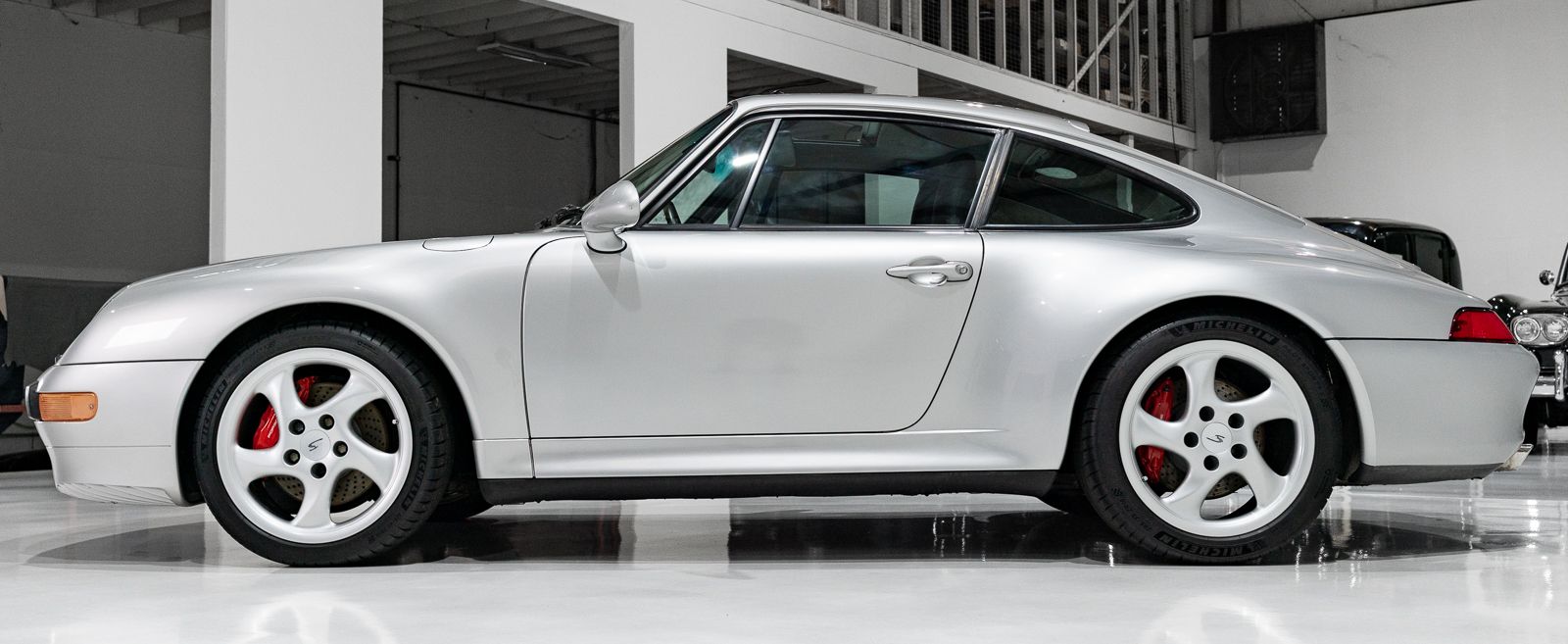 Used 1997 Porsche 911 Carrera 4S AWD/4WD image 9