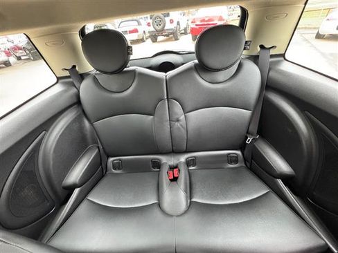 Used 2013 MINI Cooper image 17