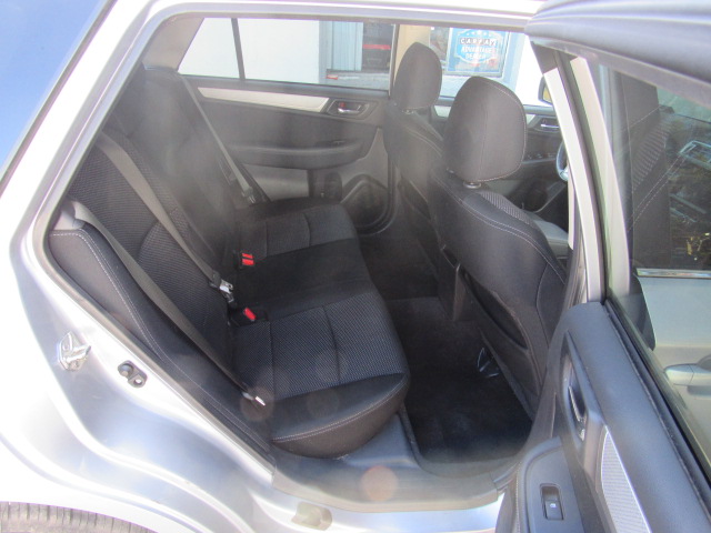 Used 2015 Subaru Outback 2.5i Premium AWD/4WD image 18