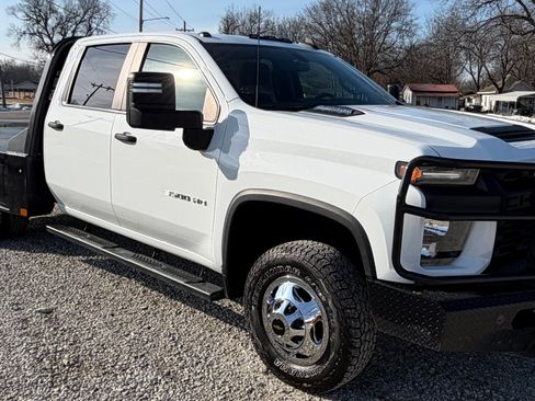 Used 2022 Chevrolet Silverado 3500 W/T image 6