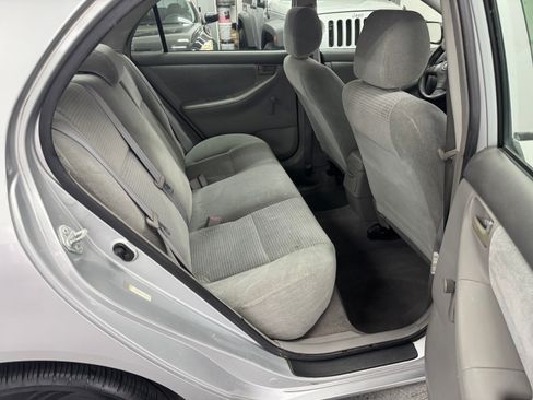 Used 2005 Toyota Corolla CE image 9