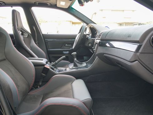 Used 2003 BMW M5 RWD image 37
