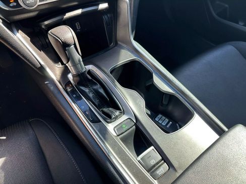 Used 2020 Honda Accord LX image 17