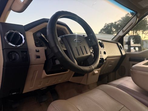 Used 2010 Ford F350 Lariat image 65