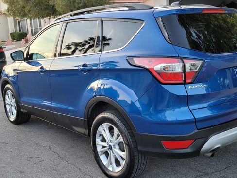 Used 2018 Ford Escape SE image 8