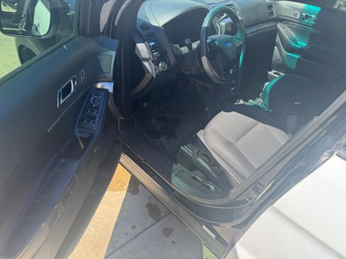 Used 2016 Ford Explorer image 7