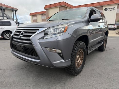 Used 2016 Lexus GX 460 image 6