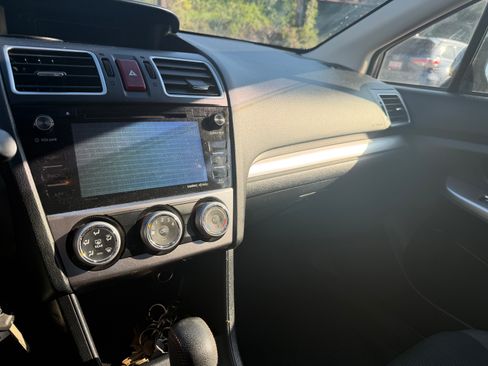 Used 2017 Subaru Crosstrek 2.0i Premium image 15