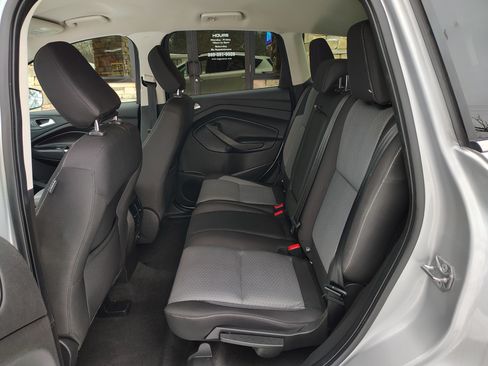 Used 2018 Ford Escape SE image 7