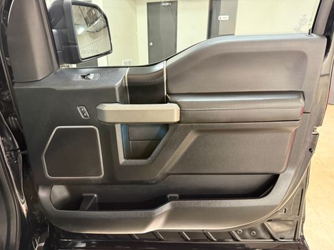 Used 2018 Ford F150 4x4 Crew Cab Raptor image 21