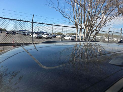 Used 2016 Jeep Grand Cherokee Overland image 9