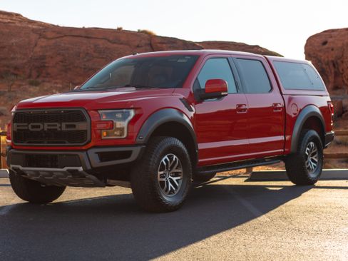 Used 2018 Ford F150 4x4 Crew Cab Raptor image 4