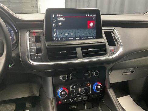 Used 2023 GMC Yukon XL SLT image 24