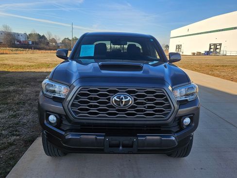 Used 2021 Toyota Tacoma image 7