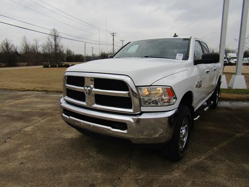 Used 2017 RAM 2500 SLT image 3
