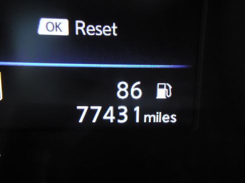 Used 2019 Nissan Rogue Sport AWD S image 13